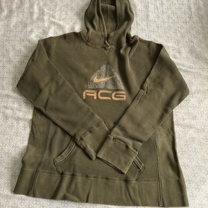 EUC olive green Nike ACG waffle knit hoodie, size L.